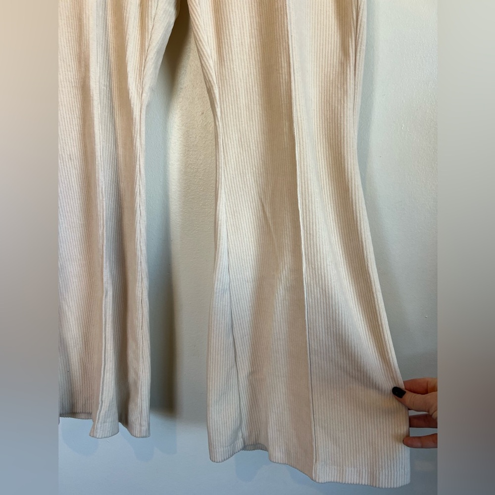 Aerie Large Long Corduroy Flare Leg Pants/Leggings - Picture 2 of 8